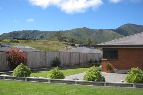 Photo of property in 5 Weka Place, Picton, 7220