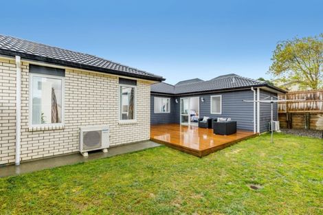 Photo of property in 2 Will Street, Huapai, Kumeu, 0810