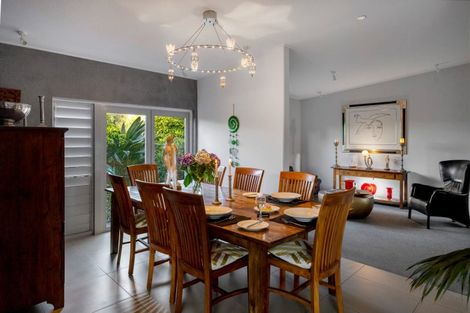 Photo of property in 30 Wiroa Road, Kerikeri, 0293