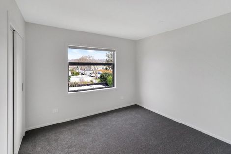 Photo of property in 137 Whites Line East, Waiwhetu, Lower Hutt, 5010
