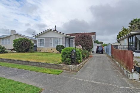Photo of property in 92 Bill Hercock Street, Pirimai, Napier, 4112