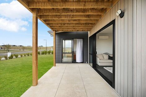 Photo of property in 1 Whites Way, Te Kauwhata, 3710