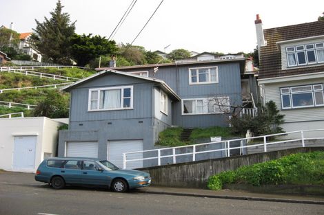 Photo of property in 34 Queens Drive, Kilbirnie, Wellington, 6022