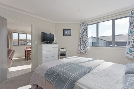 Photo of property in Waterview Estate, 44/4 Greystone Place, Omokoroa, 3114