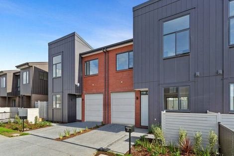Photo of property in 25 Orona Place, Takanini, 2112