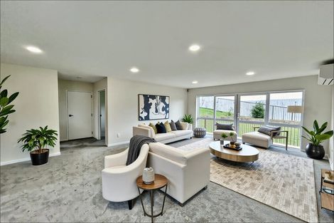 Photo of property in 28 Mantra Road, Massey, Auckland, 0614