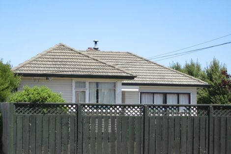 Photo of property in 4 Shortland Street, Wainoni, Christchurch, 8061