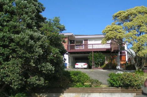 Photo of property in 24 Meadowvale Avenue, Forrest Hill, Auckland, 0620