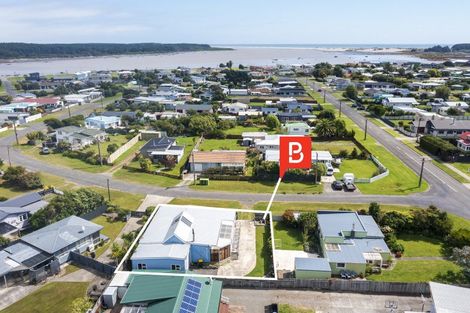 Photo of property in 2a Andresen Street, Foxton Beach, Foxton, 4815