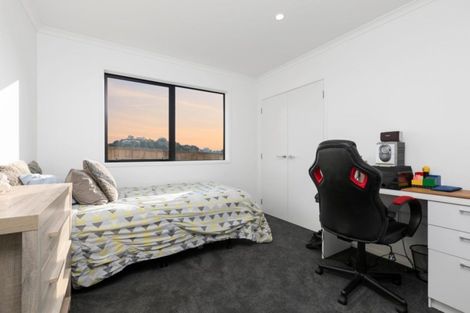 Photo of property in 3 Herring Place, Omokoroa, 3114