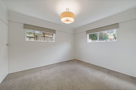 Photo of property in 1/1 Kaihu Street, Northcote, Auckland, 0627