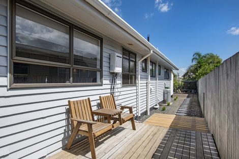Photo of property in 35 Old Onerahi Road, Onerahi, Whangarei, 0110