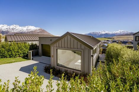 Photo of property in 5 Glenelg Lane, Jacks Point, 9371