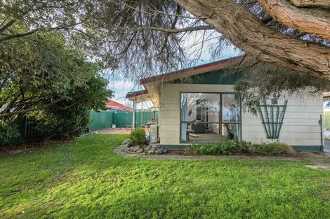 Photo of property in 19a Colonial Place, Kelvin Grove, Palmerston North, 4414