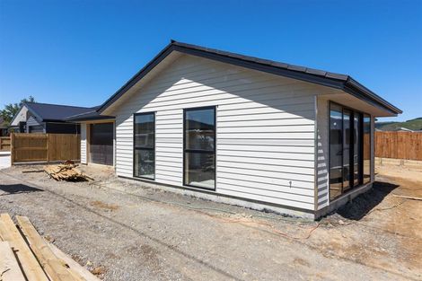 Photo of property in 154b Pacific Drive, Fitzherbert, Palmerston North, 4410