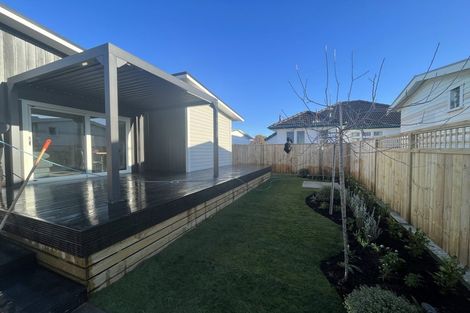 Photo of property in 8a Cuba Street, Takaro, Palmerston North, 4412