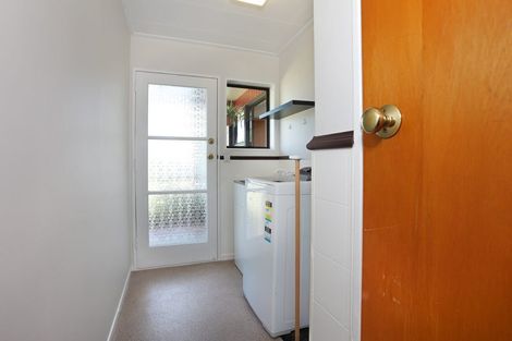 Photo of property in 8 Mansell Crescent, Bulls, 4818