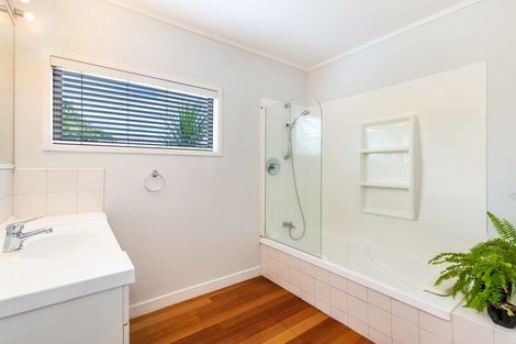 Photo of property in 137 Mapara Road, Acacia Bay, Taupo, 3385