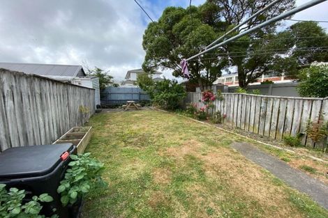 Photo of property in 14 Normanby Street, Newtown, Wellington, 6021