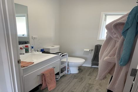 Photo of property in 8 Ngarue Place, Waitara, 4320