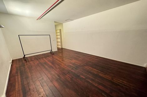 Photo of property in 20 Egmont Street, Te Aro, Wellington, 6011