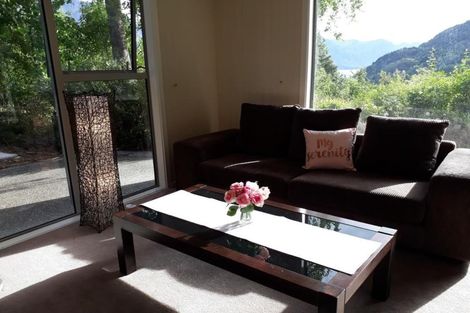 Photo of property in 16 Mckerrow Place, Sunshine Bay, Queenstown, 9300