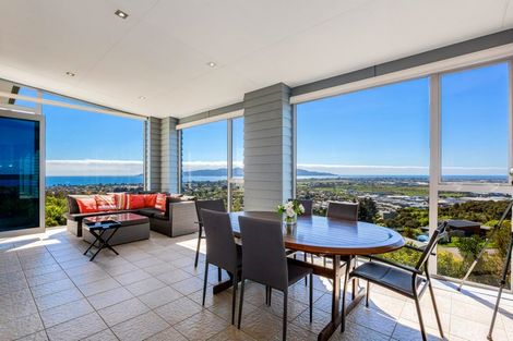 Photo of property in 69 Panorama Drive, Paraparaumu, 5032
