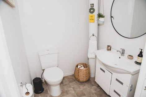 Photo of property in 123 Mapara Road, Acacia Bay, Taupo, 3385