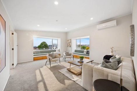 Photo of property in 34 Bucklands Beach Road, Bucklands Beach, Auckland, 2012