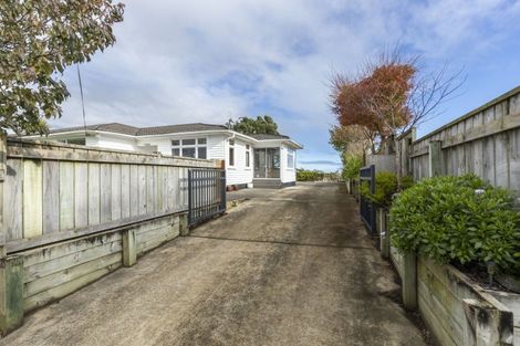 Photo of property in 106b Seaview Road, Westown, New Plymouth, 4310