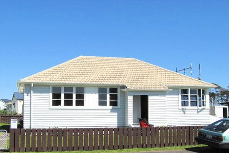 Photo of property in 16 Smith Avenue, Huntly, 3700