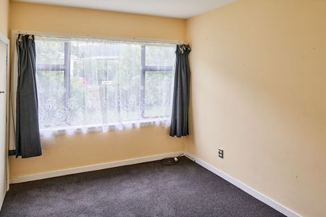 Photo of property in 5 Puriri Street, Wainuiomata, Lower Hutt, 5014