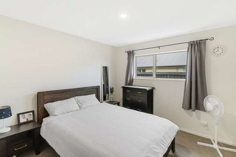 Photo of property in 15 Little Oaks Drive, Yaldhurst, Christchurch, 8042