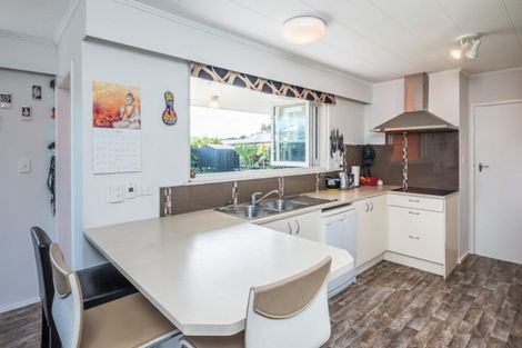Photo of property in 53 Rimu Street, Waikanae, 5036