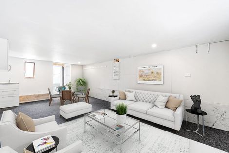 Photo of property in 1 Garmons Way, Castor Bay, Auckland, 0620