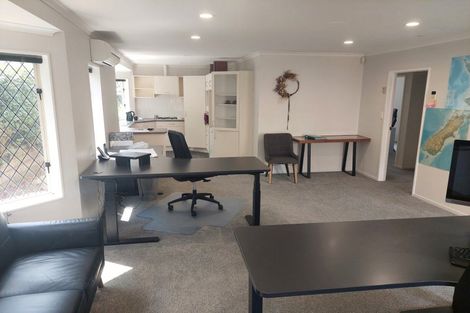 Photo of property in 60 Alpha Street, Cambridge, 3434