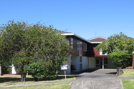 Photo of property in 1/57 Castor Bay Road, Castor Bay, Auckland, 0620