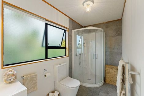 Photo of property in 7 Ngapotiki Street, Paraparaumu Beach, Paraparaumu, 5032