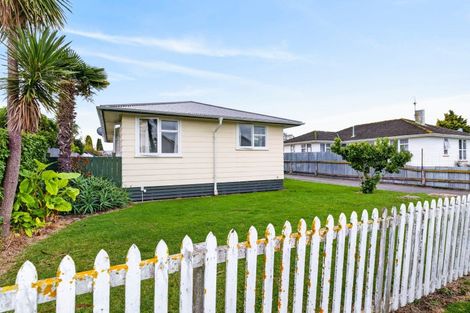 Photo of property in 5 Neal Crescent, Onekawa, Napier, 4110
