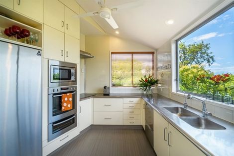 Photo of property in 65a Exmouth Road, Northcote, Auckland, 0627