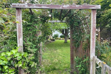 Photo of property in 53 Mckenzie Street, Geraldine, 7930