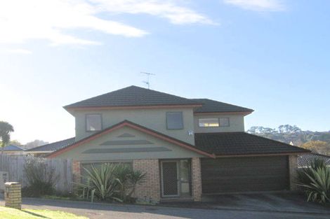 Photo of property in 39c Chieftain Rise, Goodwood Heights, Auckland, 2105