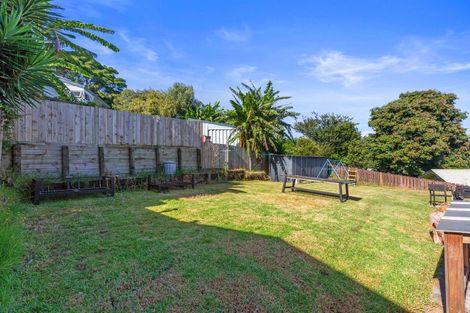Photo of property in 11 Dunton Drive, Welcome Bay, Tauranga, 3112