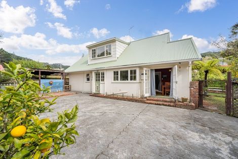 Photo of property in 11 Forest Road, Pinehaven, Upper Hutt, 5019