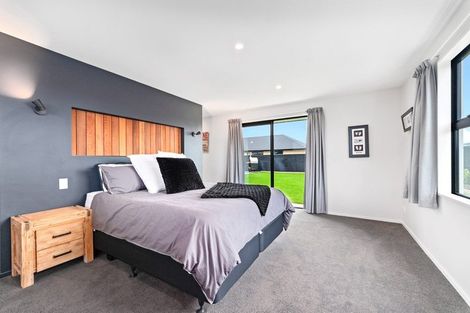 Photo of property in 31 Kingsdowne Drive, West Melton, 7618