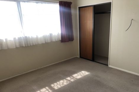 Photo of property in 1/6 Hoyle Place, New Plymouth, 4310