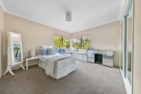 Photo of property in 20 Kingfisher Grove, Greenhithe, Auckland, 0632