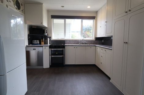 Photo of property in 19 Lake Road, Longbush, Invercargill, 9871