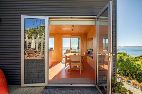 Photo of property in 15 The Esplanade, Raumati South, Paraparaumu, 5032