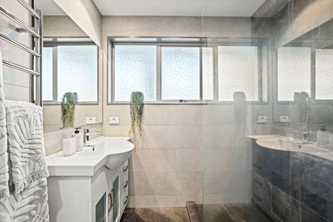 Photo of property in 28 Waitikiri Drive, Parklands, Christchurch, 8083